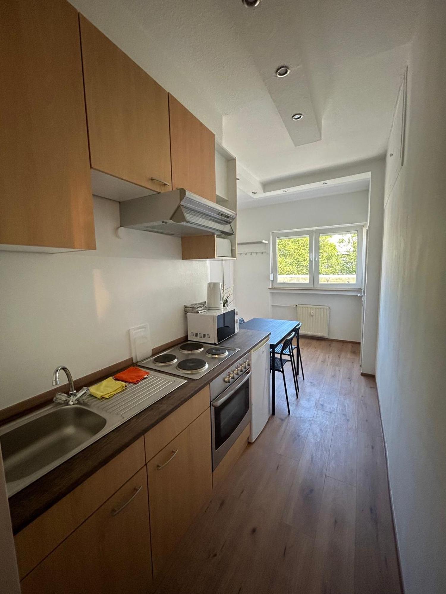 Gemuetliche Ferienwohnung - Voll Ausgestattet, Zentral Aber Ruhig ! Wuppertal Exterior foto